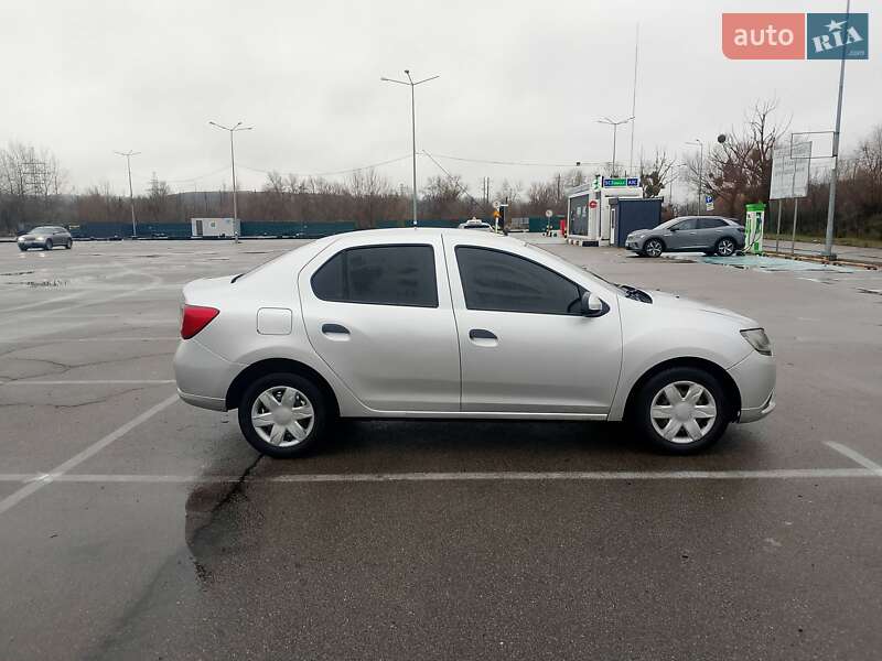 Седан Renault Logan 2016 в Києві фото 19 Седан Renault Logan 2016 в Києві