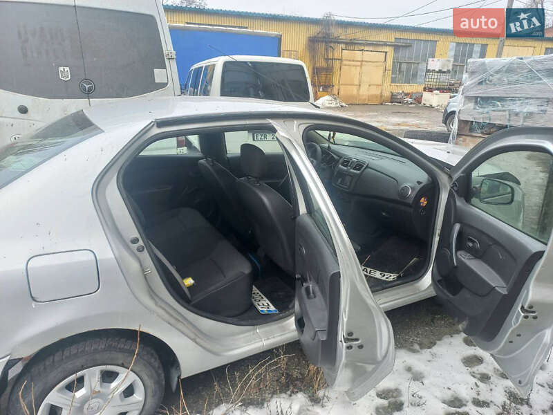 Седан Renault Logan 2013 в Дніпрі фото 6 Седан Renault Logan 2013 в Дніпрі