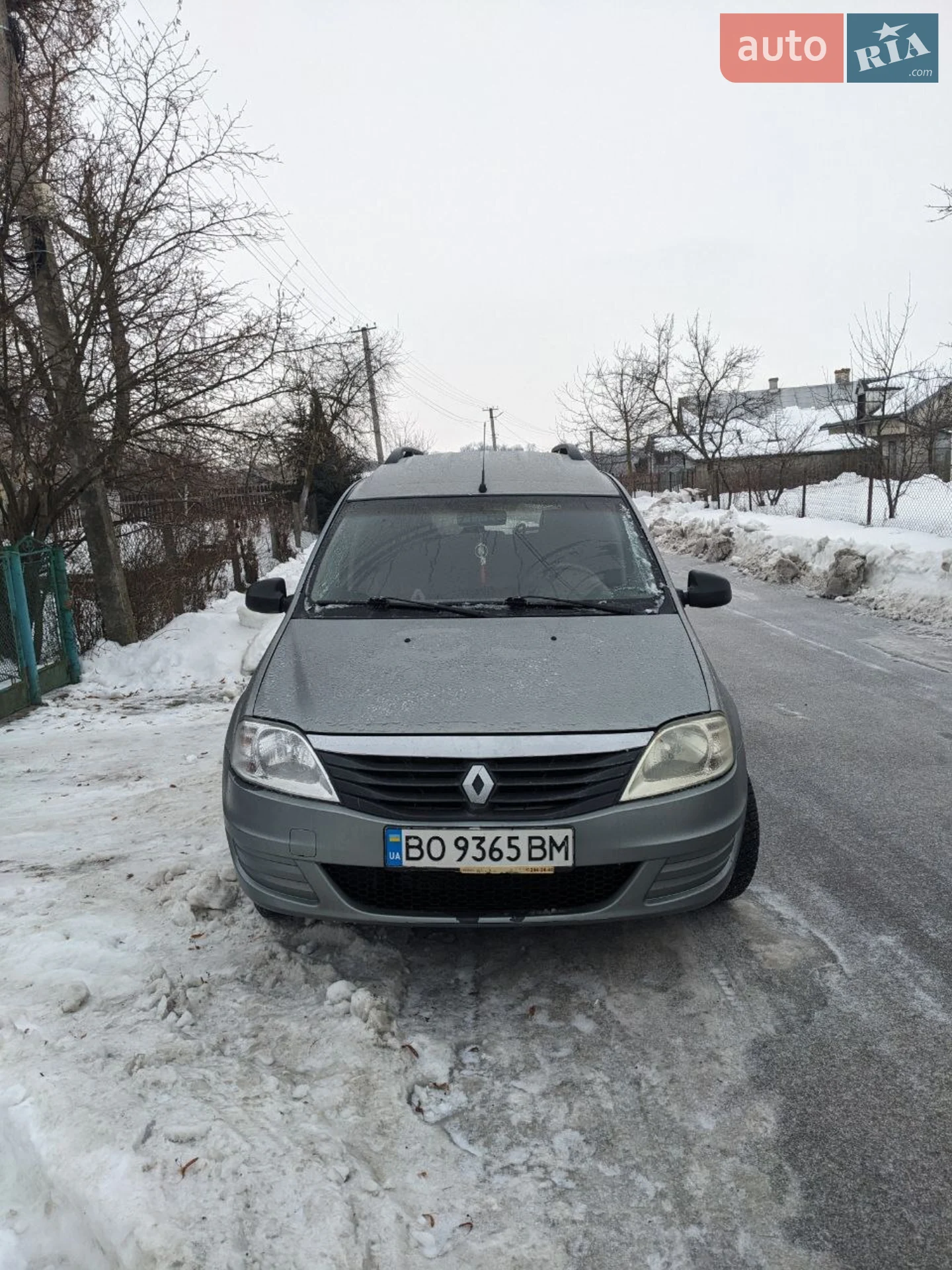 2010 Renault Logan - мініатюра 3