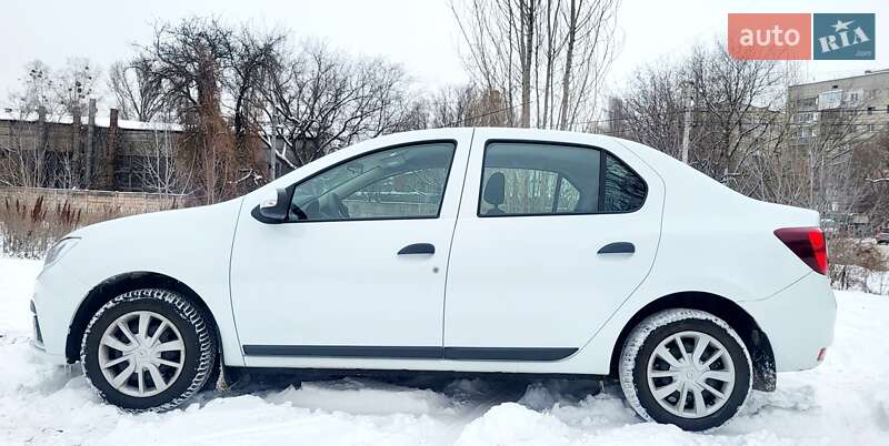 Седан Renault Logan 2020 в Киеве