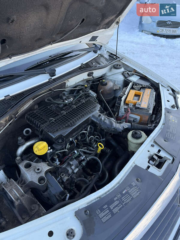 Универсал Renault Logan 2011 в Чернигове фото 12 Универсал Renault Logan 2011 в Чернигове