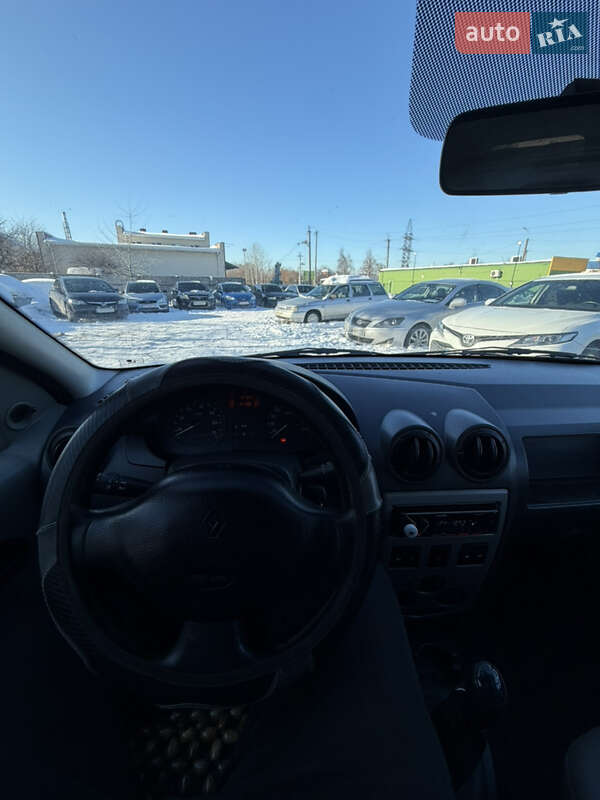 Универсал Renault Logan 2011 в Чернигове фото 25 Универсал Renault Logan 2011 в Чернигове