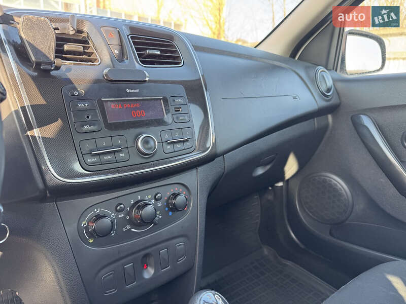 Седан Renault Logan 2019 в Києві фото 7 Седан Renault Logan 2019 в Києві