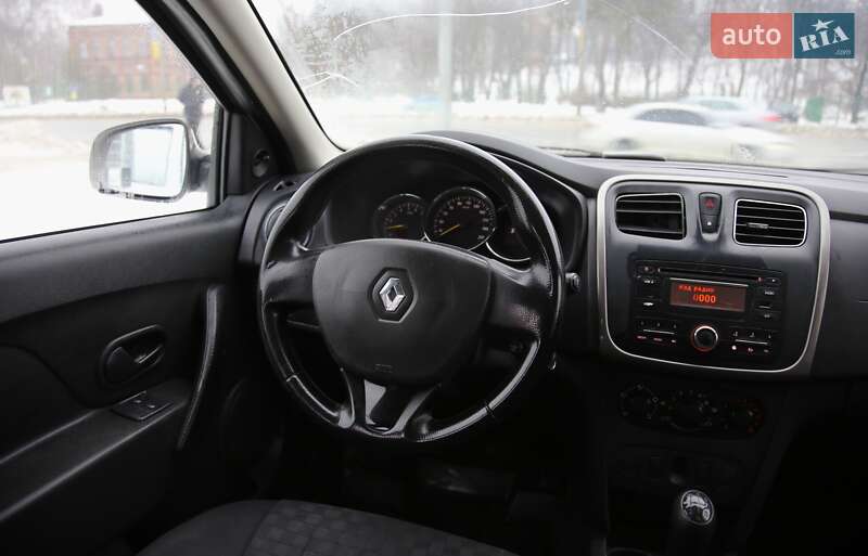 Седан Renault Logan 2013 в Харькове фото 11 Седан Renault Logan 2013 в Харькове