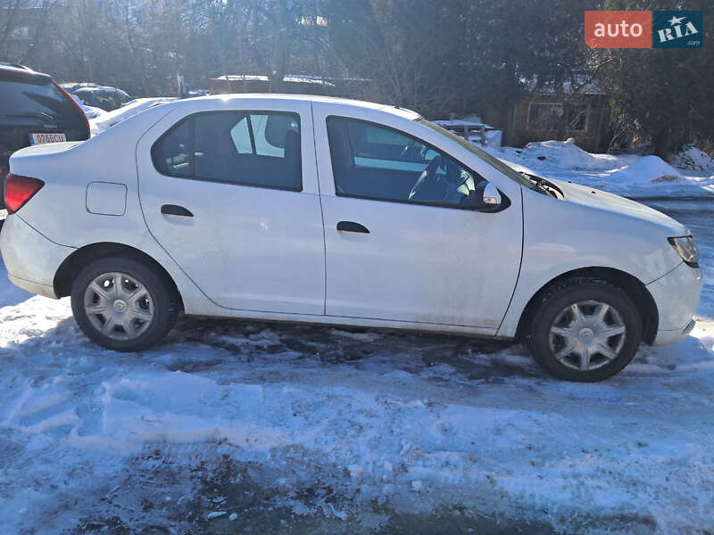 Седан Renault Logan 2016 в Львові