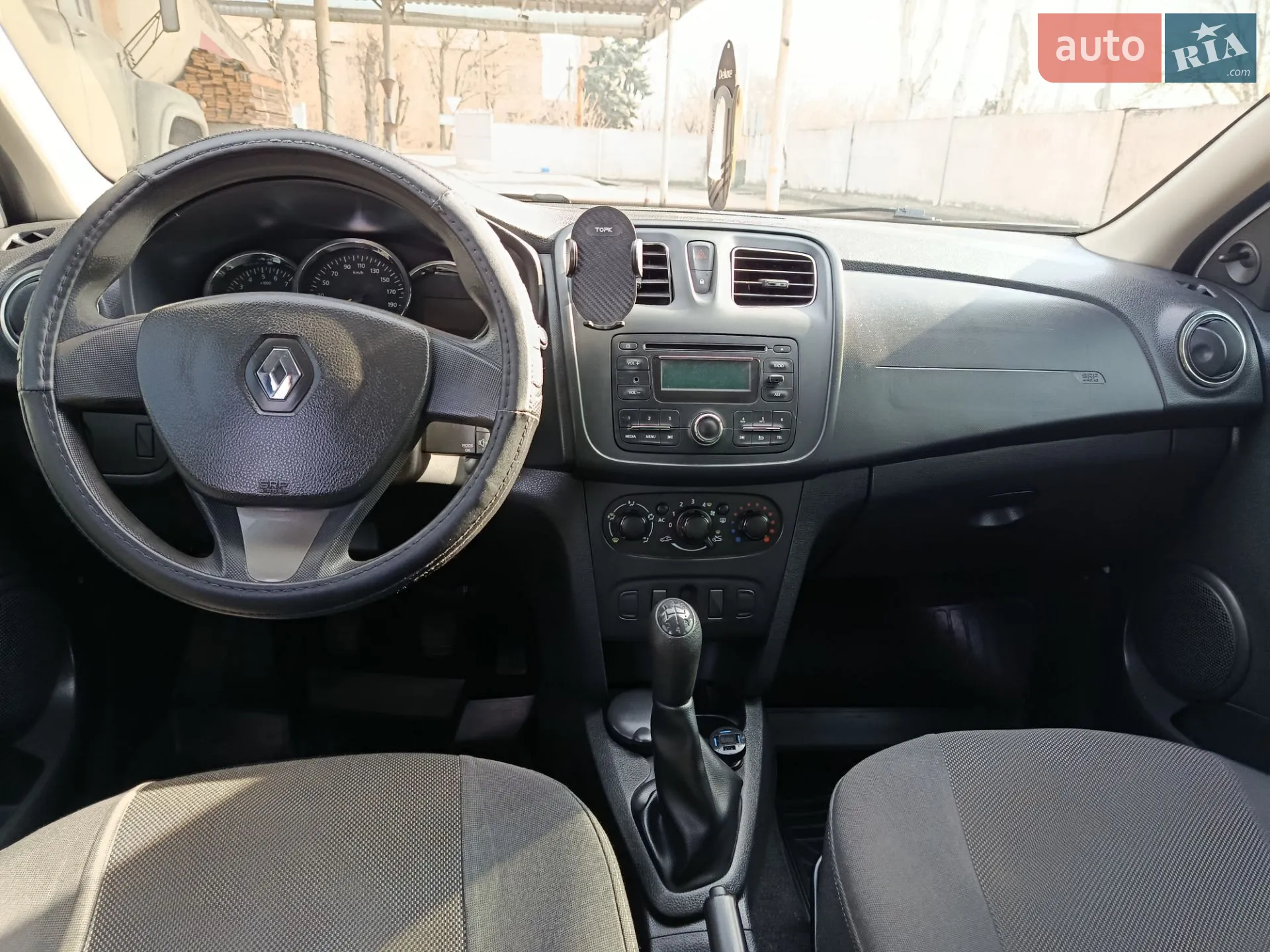 2014 Renault Logan - мініатюра 2