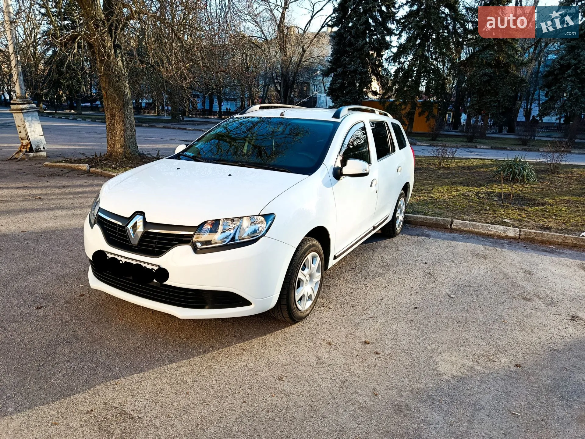 2014 Renault Logan - мініатюра 8