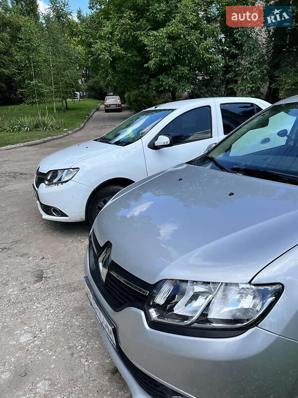 Седан Renault Logan 2015 в Вільногірську