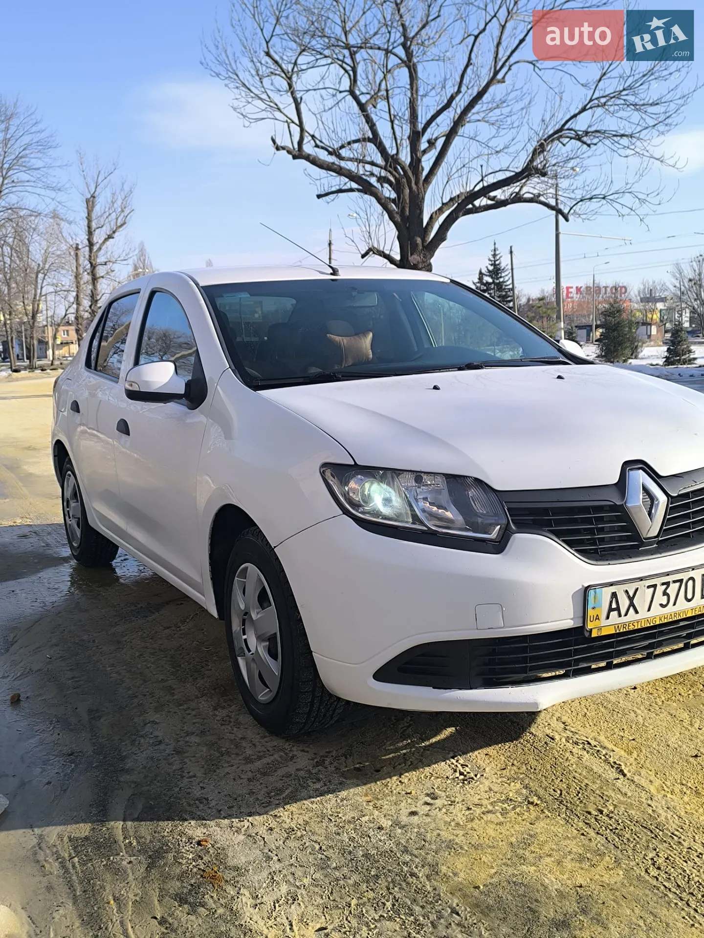 2014 Renault Logan - мініатюра 3