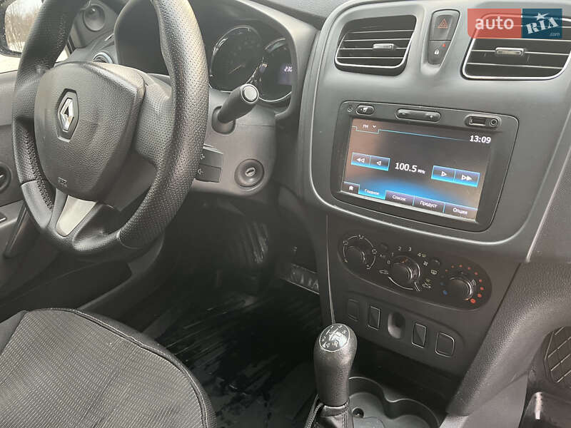 Седан Renault Logan 2015 в Харькове фото 6 Седан Renault Logan 2015 в Харькове