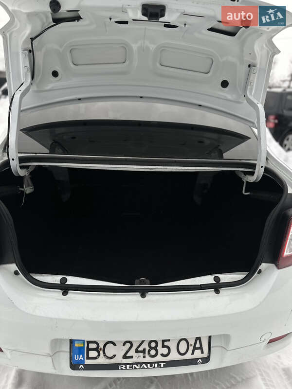 Седан Renault Logan 2016 в Дрогобыче