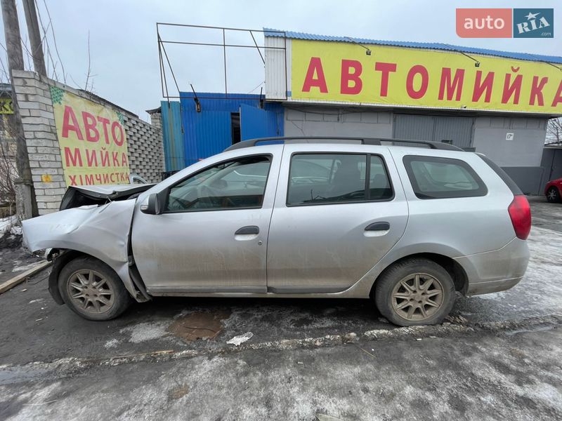 Универсал Renault Logan 2016 в Киеве