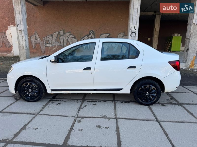 Седан Renault Logan 2019 в Львові