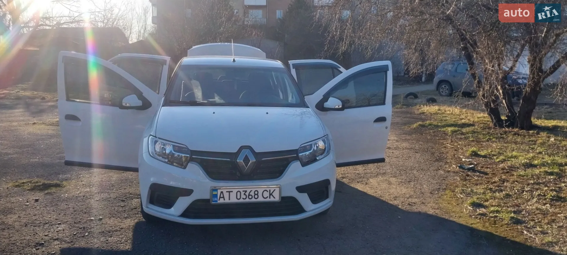 2018 Renault Logan - мініатюра 35