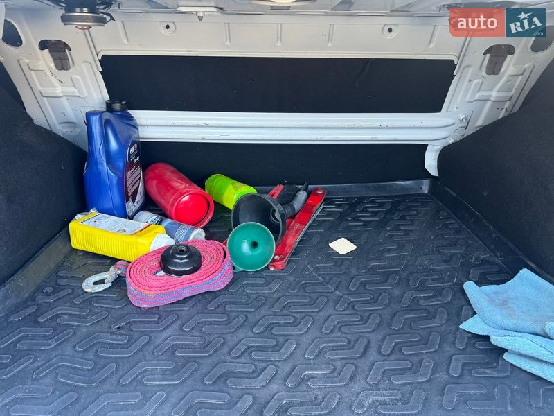 Седан Renault Logan 2010 в Запорожье