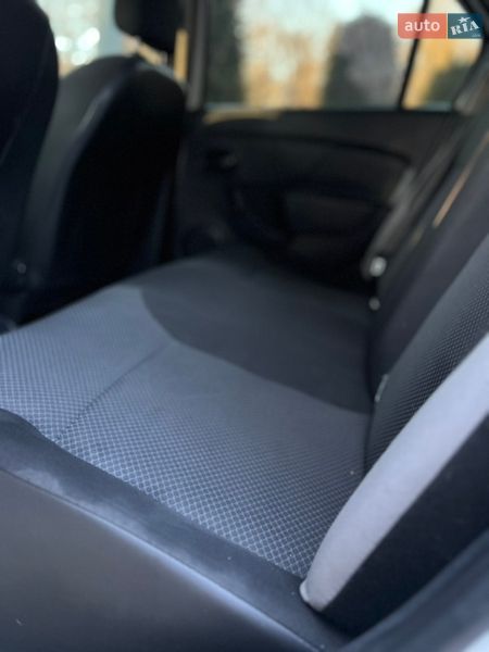 Седан Renault Logan 2016 в Дрогобыче