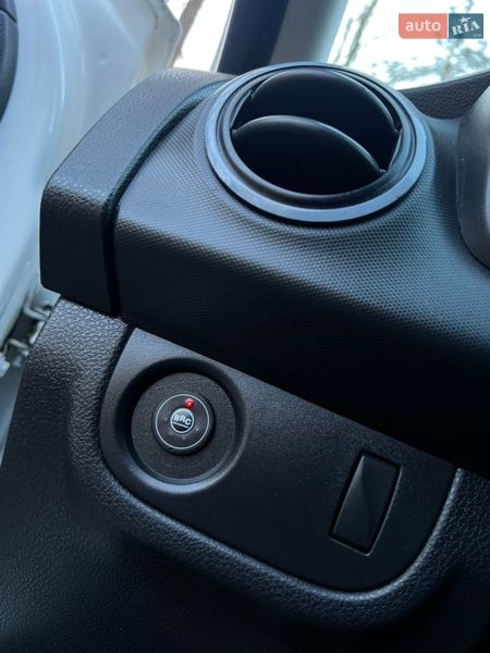 Седан Renault Logan 2016 в Дрогобыче