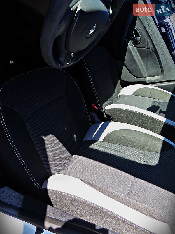 Универсал Renault Logan 2013 в Черкассах