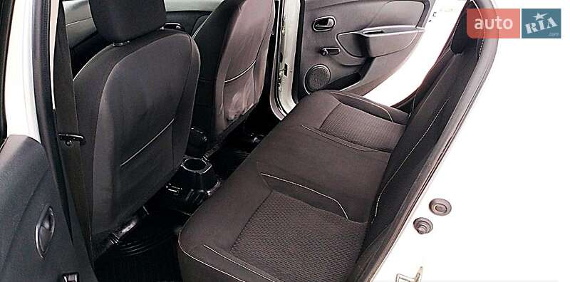 Седан Renault Logan 2018 в Сумах