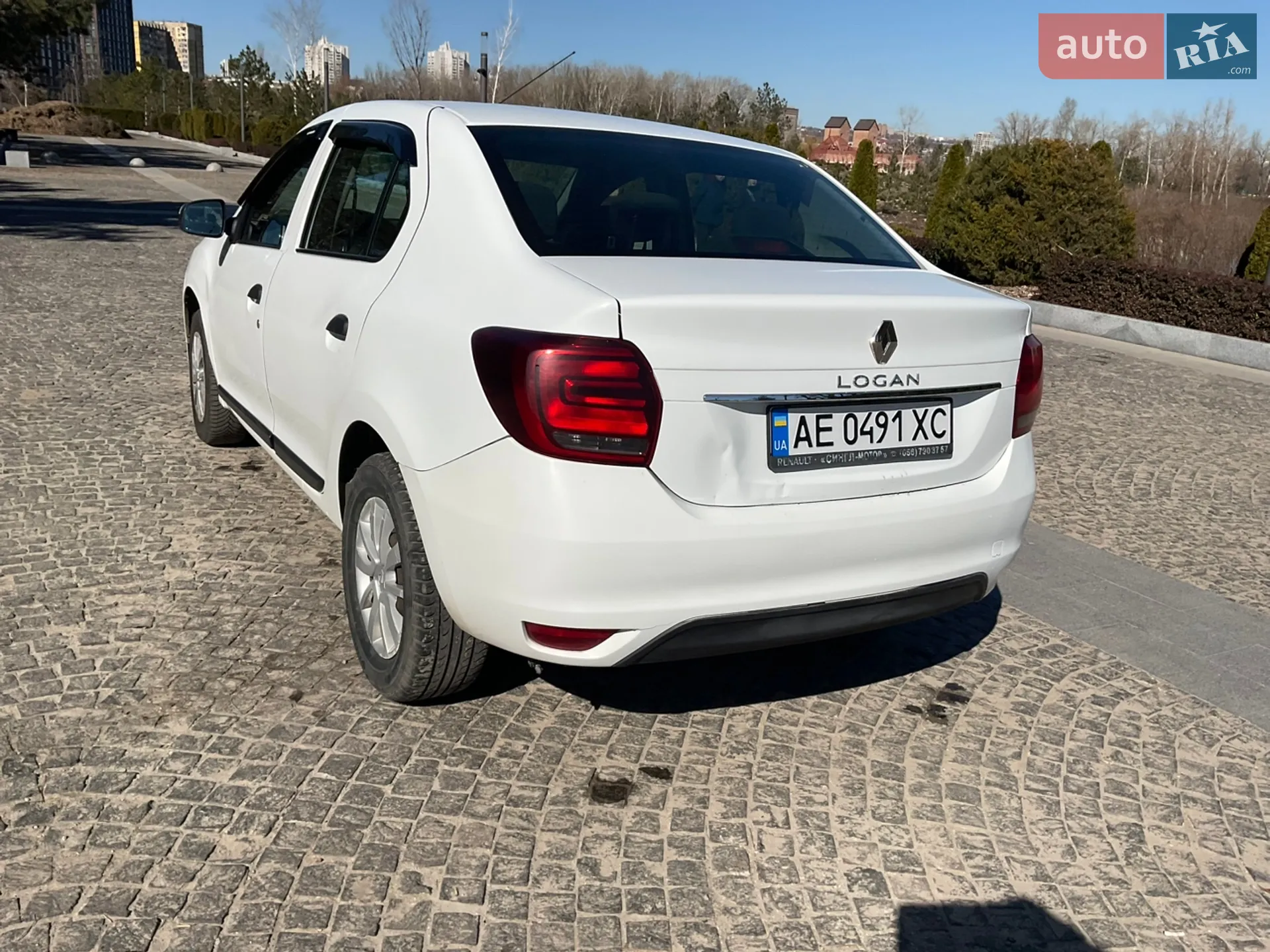 2020 Renault Logan - мініатюра 2