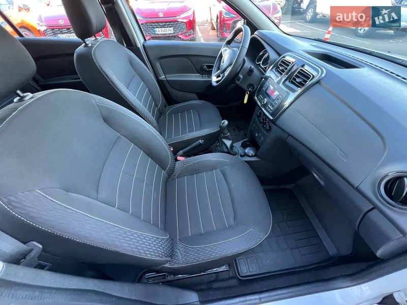 Седан Renault Logan 2021 в Києві