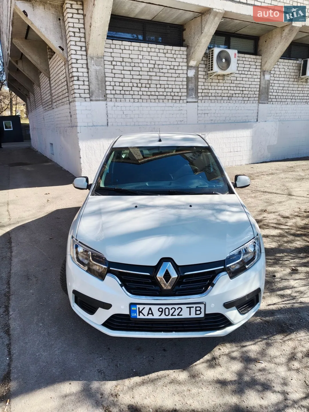 2021 Renault Logan - мініатюра 2
