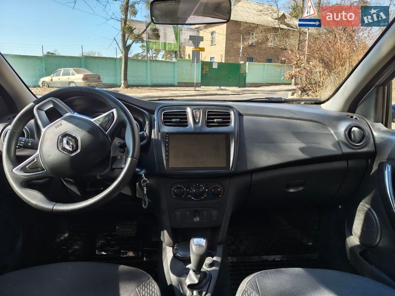 Седан Renault Logan 2021 в Киеве
