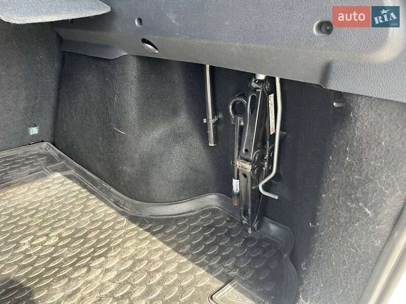 Универсал Renault Logan 2016 в Дубно
