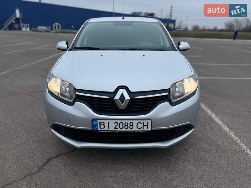 Седан Renault Logan 2016 в Полтаве