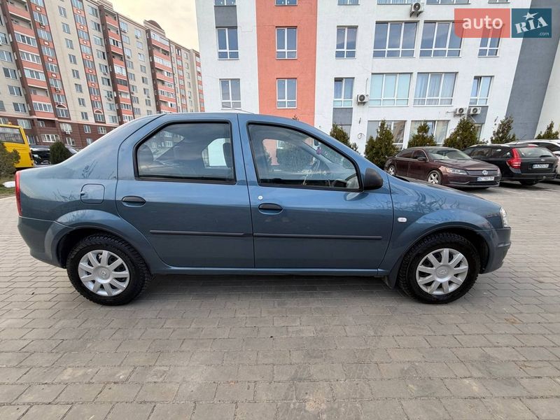 Седан Renault Logan 2011 в Киеве фото 4 Седан Renault Logan 2011 в Киеве