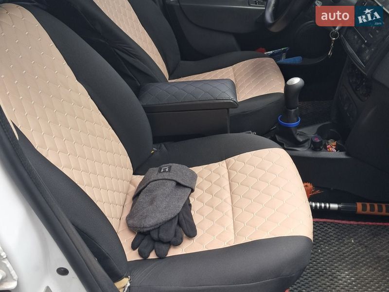 Седан Renault Logan 2013 в Кропивницькому