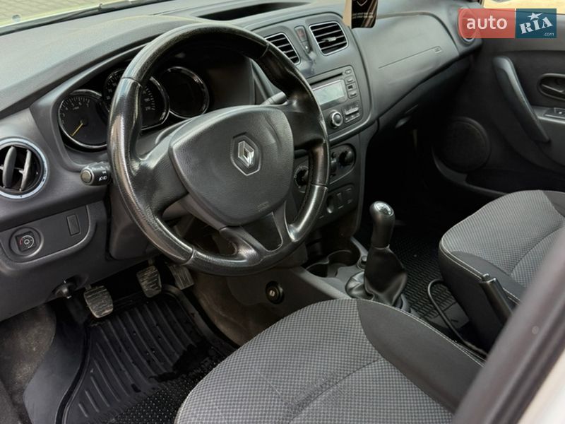 Седан Renault Logan 2015 в Красилове фото 5 Седан Renault Logan 2015 в Красилове
