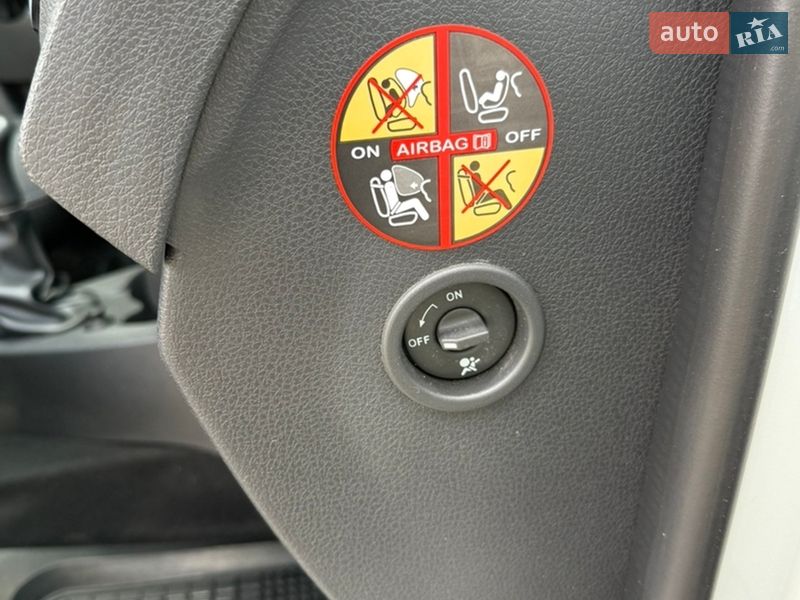 Седан Renault Logan 2015 в Красилове фото 51 Седан Renault Logan 2015 в Красилове