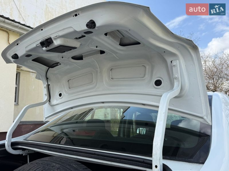 Седан Renault Logan 2015 в Красилове фото 71 Седан Renault Logan 2015 в Красилове