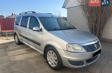 Универсал Renault Logan 2009 в Лебедине