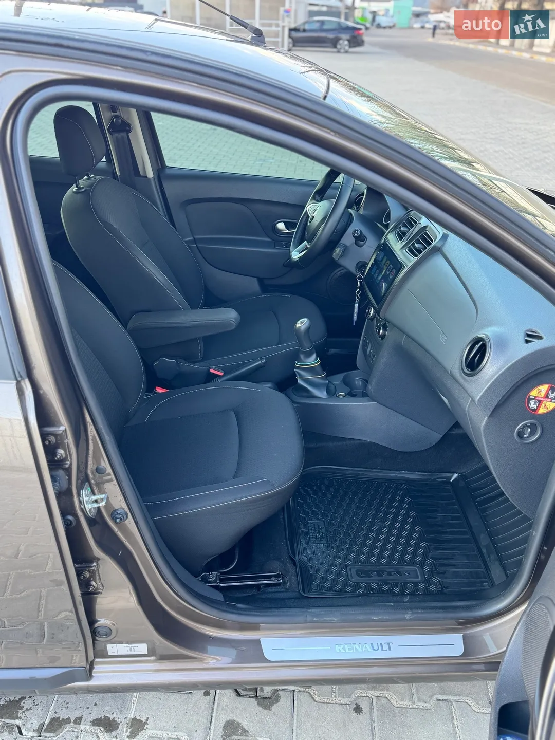 2019 Renault Logan - мініатюра 13