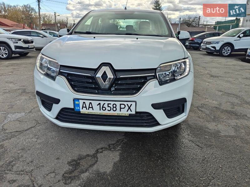 Седан Renault Logan 2017 в Киеве