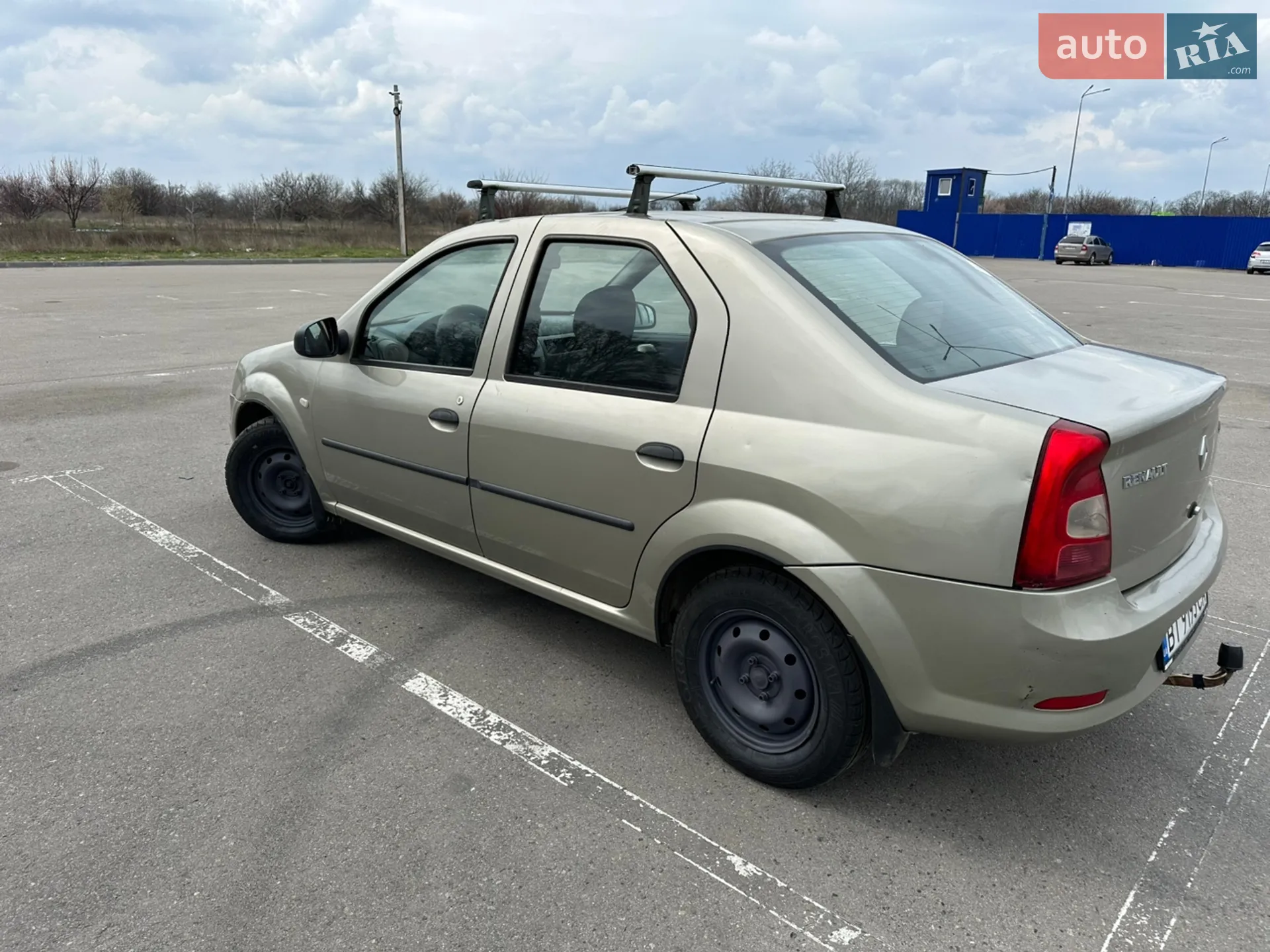 2011 Renault Logan - мініатюра 3