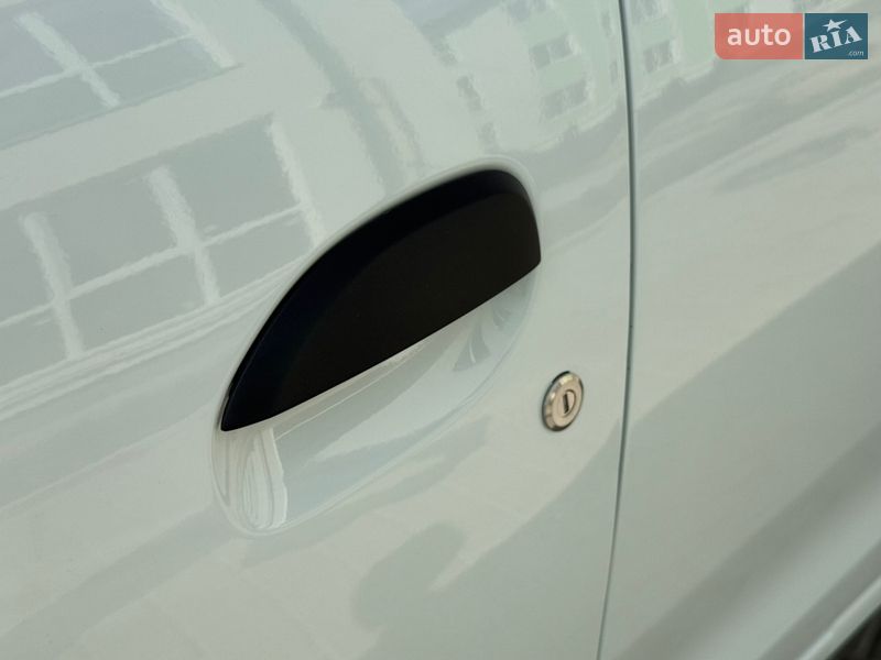 Седан Renault Logan 2013 в Вінниці