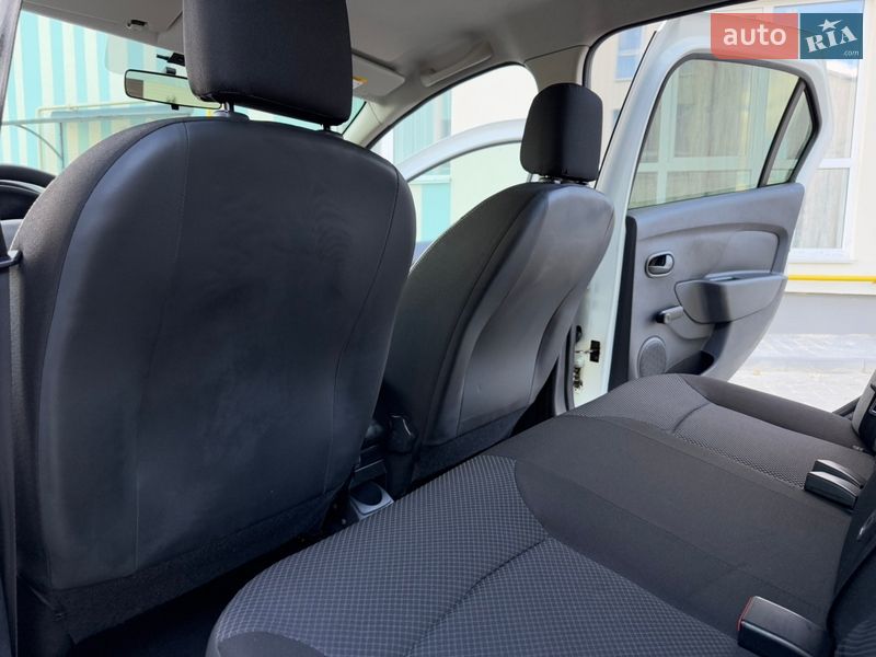 Седан Renault Logan 2013 в Вінниці