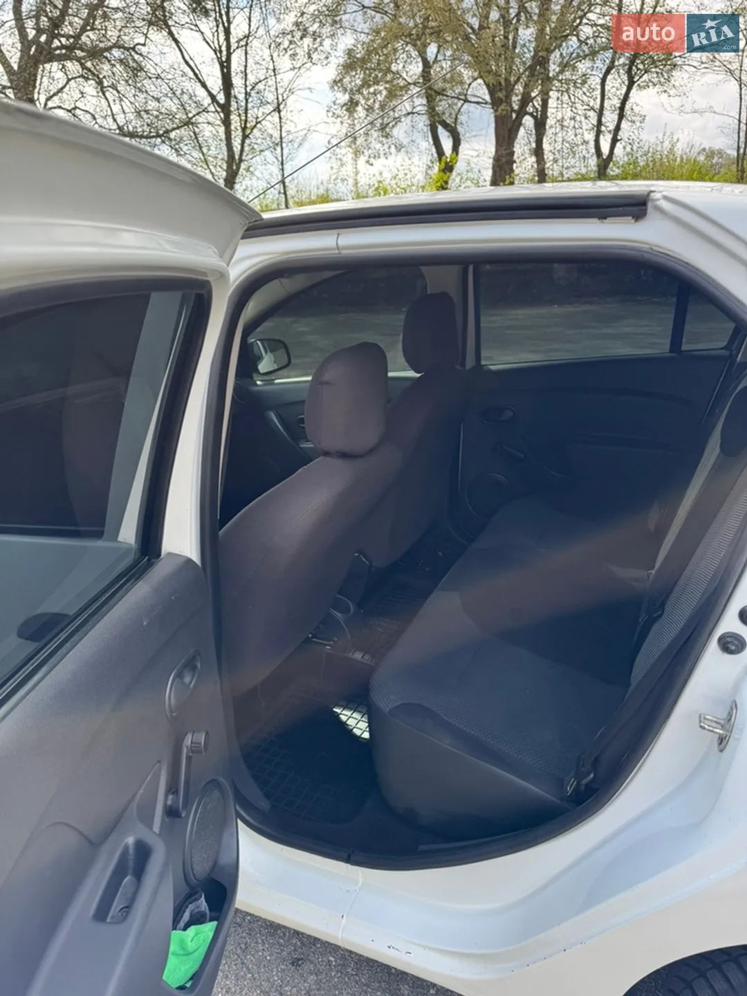 2015 Renault Logan - мініатюра 7