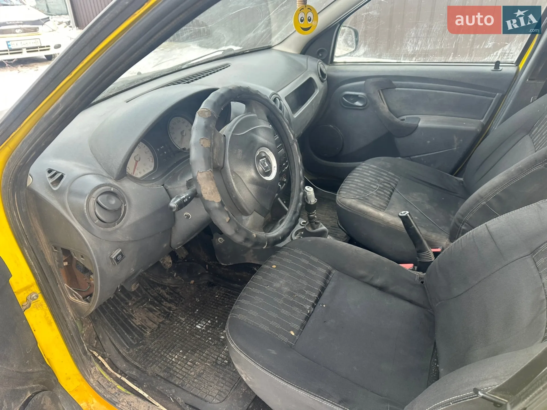 2010 Renault Logan - мініатюра 5