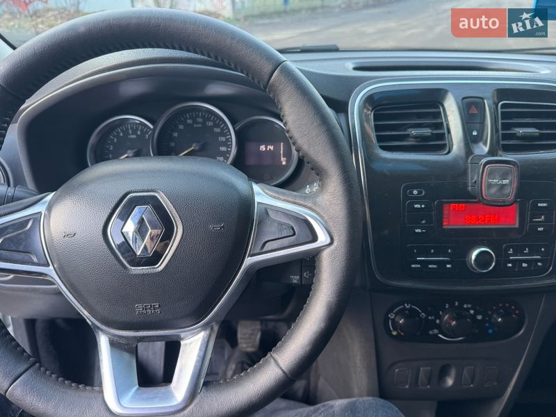 Седан Renault Logan 2018 в Львове