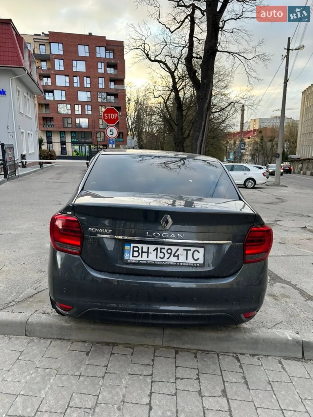 2019 Renault Logan - мініатюра 7