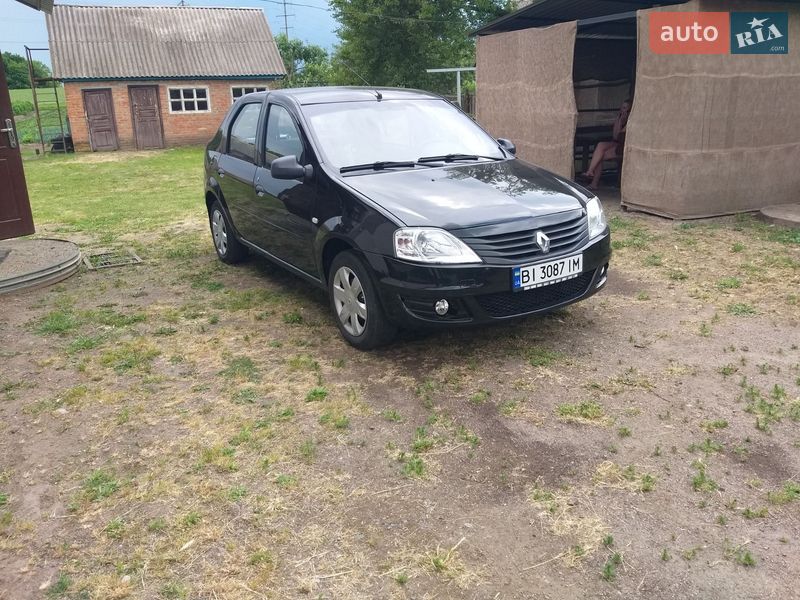 Renault Logan 2011