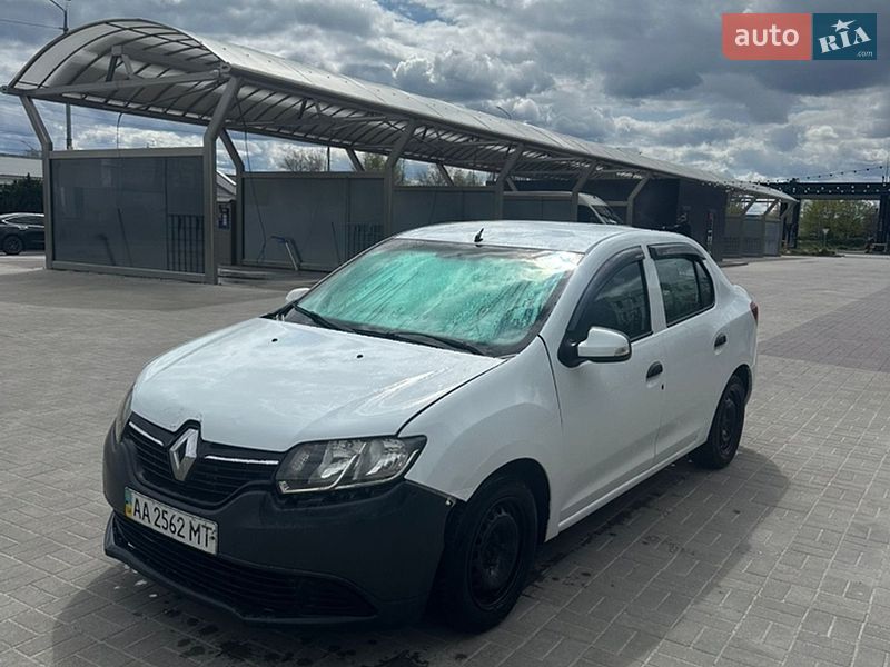 Renault Logan 2013