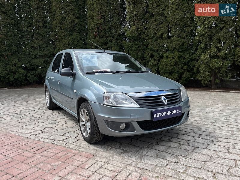 Renault Logan 2011