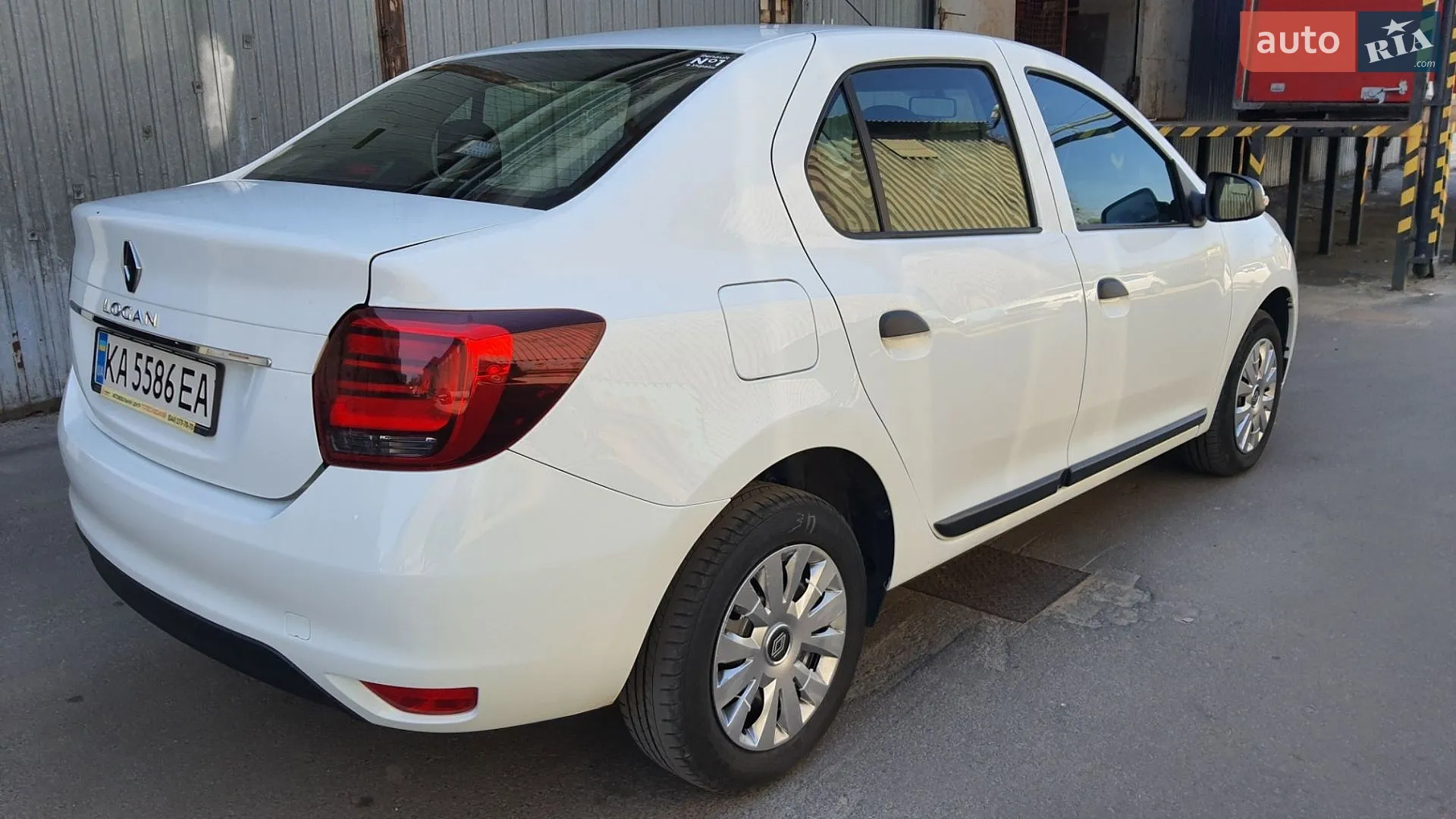 2021 Renault Logan - мініатюра 4