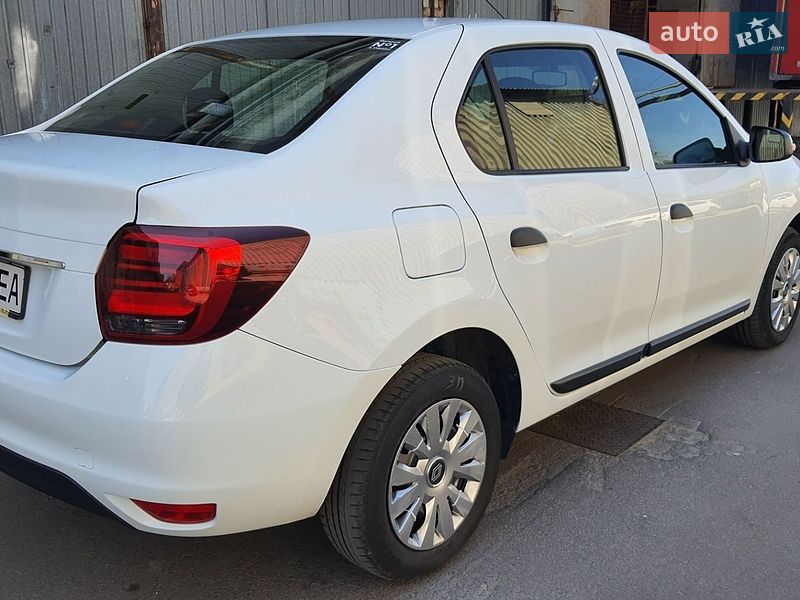 Седан Renault Logan 2021 в Киеве