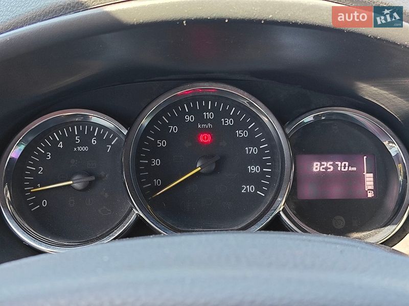 Седан Renault Logan 2015 в Калиновке